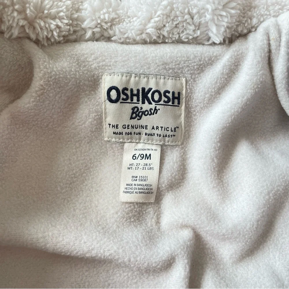 Oshkosh Bunting Snowsuit Size 6-9 months Muliticolor Butterflies